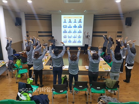 화성시 보건소,방문센터, 치매 고위험 방문인지강화프로그램 개발ⓒ경기타임스
