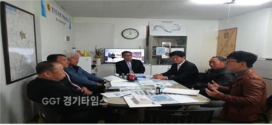 경기도의회 오구환의원(바른정당, 가평)은 가평상담소에서 이장협의회장(가평읍, 청평면, 조종면, 상면, 설악면, 북면)과 지역현안을 논의ⓒ경기타임스