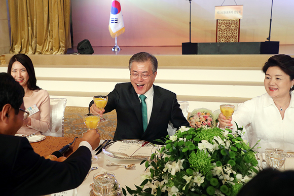 ▲ 문 대통령 “한·UAE, 100년 내다보는 진정한 형제국가 될 것”