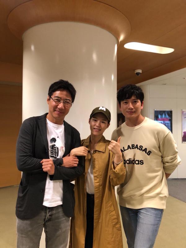 ▲ "MBC라디오-FM영화음악 한예리입니다" 영화 ‘명당’ 배우 지성, “조승우는 아름드리 나무, 나는 그 밑을 지나가는 나그네”