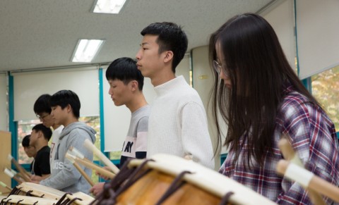 ▲ 국립중앙청소년수련원, 북한이탈청소년 모둠북 프로그램 운영
