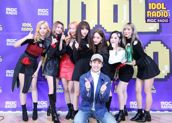 ▲ "MBC라디오-아이돌 라디오" '아이돌 라디오' 드림캐쳐, 흥 넘치는 회식 무대…반전 라이브