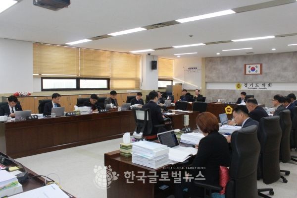 행감_기획재정위, 경기연구원 행정사무감사 전체(신정현 임채철 김강식) 행감_기획재정위, 경기연구원 행정사무감사 전체(신정현 임채철 김강식)