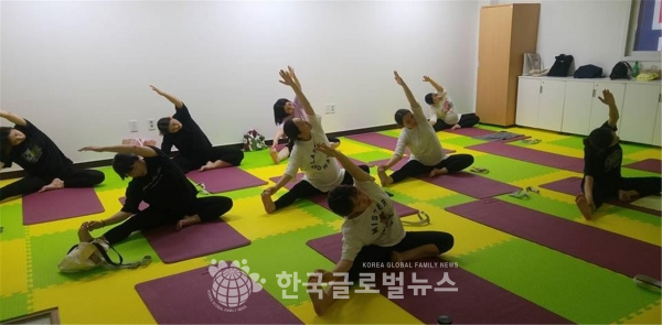 2018년 순산체조교실 모습 2018년 순산체조교실 모습