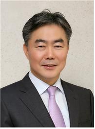 경기도융합과학교육원 허명회 원장님 사진 경기도융합과학교육원 허명회 원장님 사진