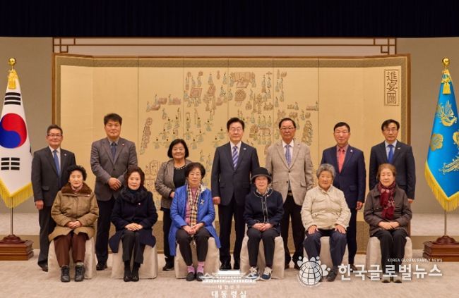 민주화 실천 가족 운동 협의회 초청 오찬 간담회(대통령실)