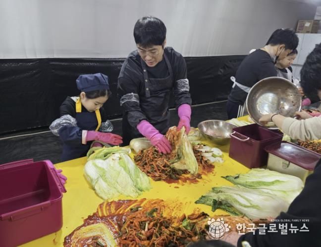 시민 100가정 참여한 ‘제5회 시흥시 로컬푸드 김장체험’ 개막
