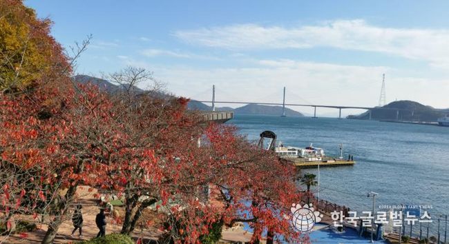 가을 단풍 명소 ‘돝섬’ 으로 오세요