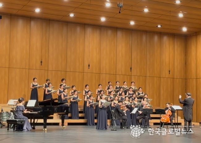 안양시 만안구 여성합창단, 2025 정기연주회 ‘가을, 그리고 그리움’ 성료