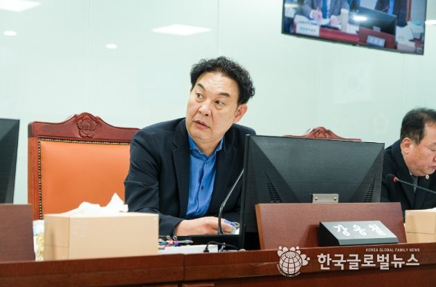 경기도의회 강웅철 의원