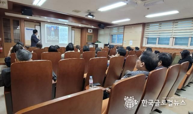 군포의왕교육지원청, '디지털 기반 진로연계교육 연수' 실시