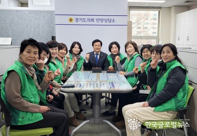 문형근 위원장,