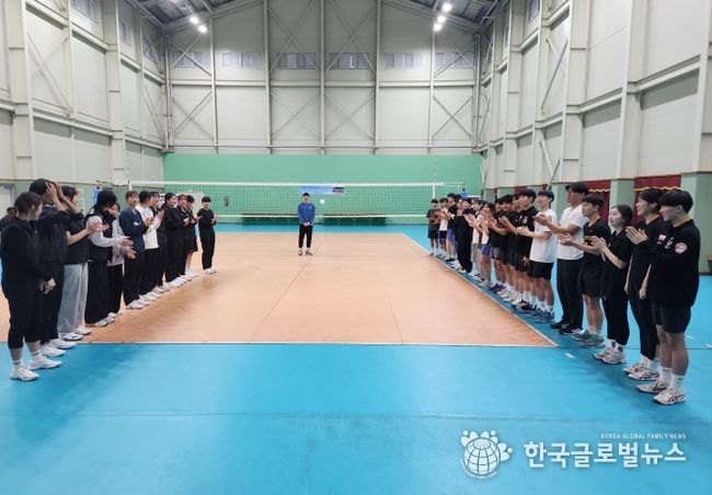 양산시청 여자배구단 재능기부(지난해)