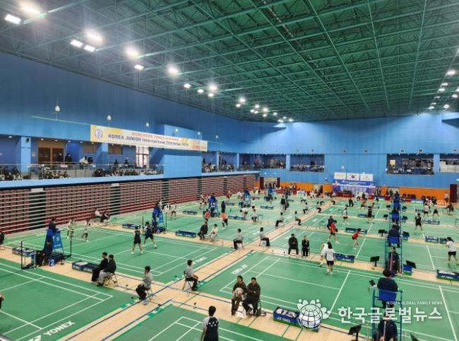 - 2025 원천 요넥스 밀양 코리아주니어 국제챌린지배드민턴선수권대회 경기 장면