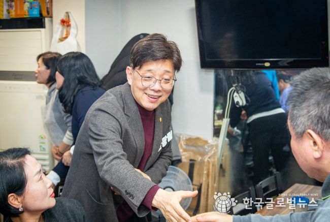 성남시의회, 하대원동 청소년지도협의회 송년회 참석