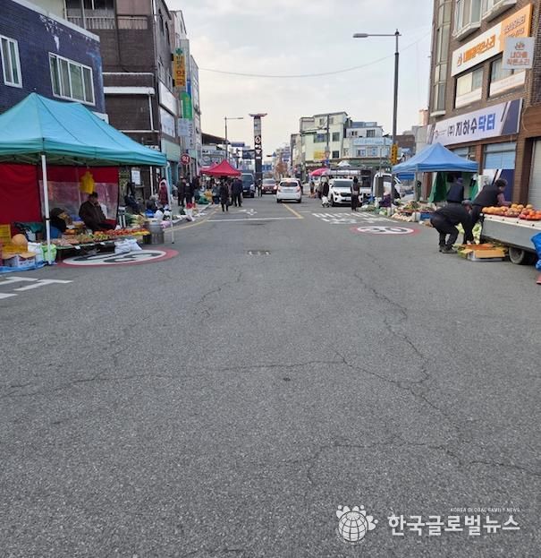 안성오일장 보행안전을 위해 노점 구획 정비에 나선다