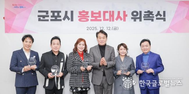 좌로부터 김민교 이병철 신나 하은호 나경화 이평찬