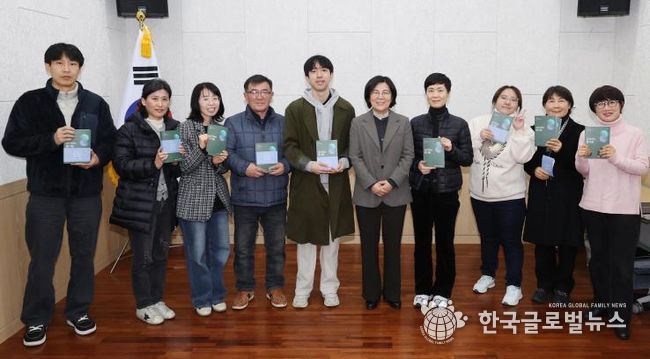 안성시 박두진문학관, '생각하는 즐거움' 출판기념회 개최