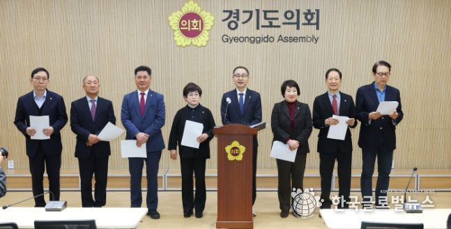 경기도의회 용인지역 도의원들, 용인 반도체 클러스터 흔들기 즉각 중단-정부는 명확한 입장 표명하라