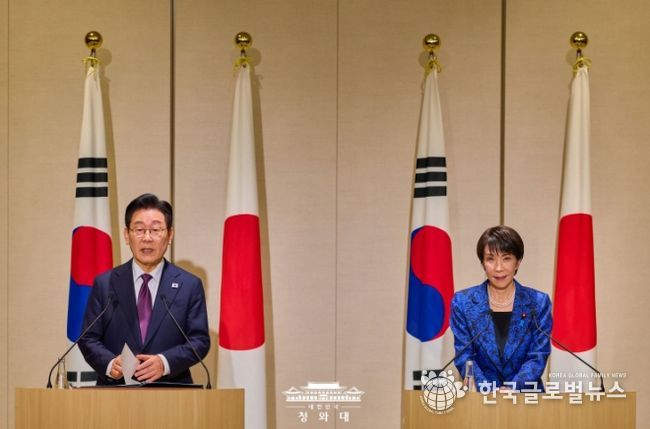 한·일 정상 공동언론발표(청와대)