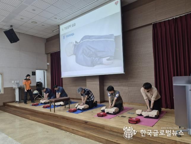 지난해 진행한 심폐소생술 교육 현장 사진