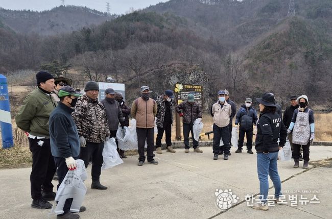 반딧불이 서식지 정화활동