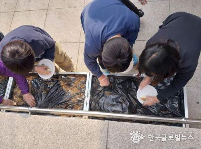 수원시 장안구 조원1동 새마을문고, 어린이 감자 재배 체험 프로그램 운영