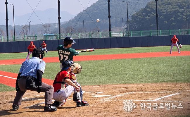 “제15회 홍천군민생활체육대회 개막… 21개 종목 3,952명 참가”(2025년 사진)