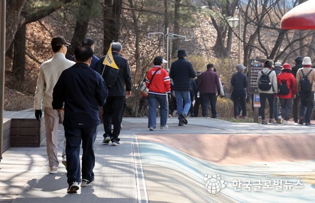 의왕시,‘2026 왕림마을 옛길걷기’성료