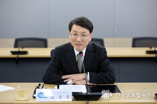 경기도, 시니어 의사 양성해 지역 공공의료 인력난 해소 추진